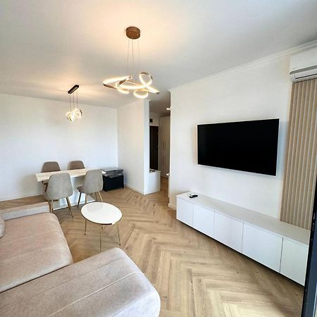 Lake View Luxury Apartament Cluj-Napoca Exteriör bild